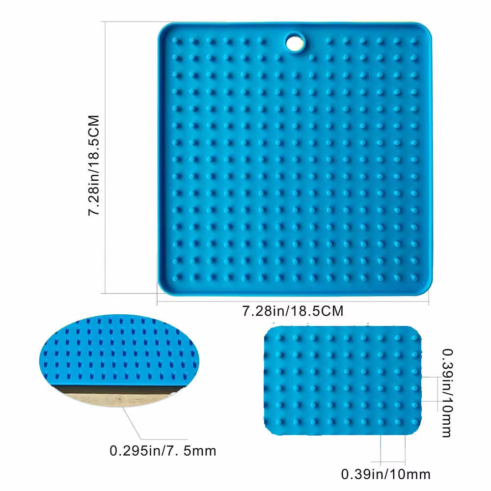 Silicone Slow Feed Mat for Dogs and Cats - Lick Pad and Anxiety Reducing Food Container for Puppies