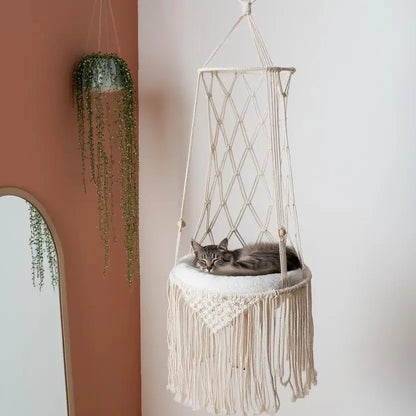 Handcrafted Macrame Cat Hammock – Bohemian Style Hanging Bed, Ideal Gift for Cat Enthusiasts