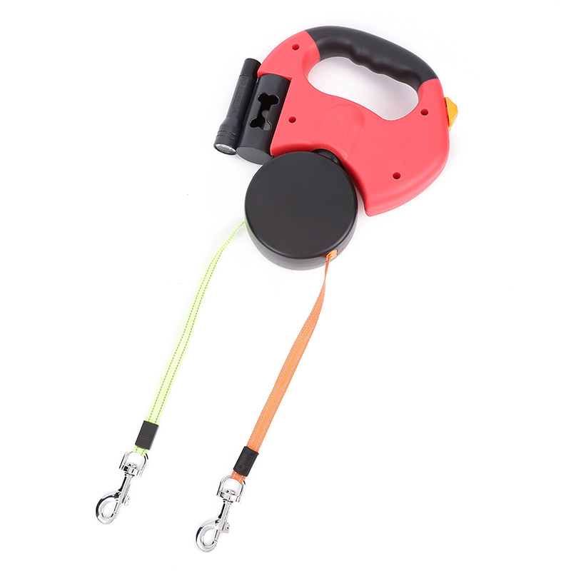 Retractable Reflective Leash for Small Dogs with 360° Swivel and Built-in Lighting